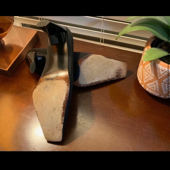 Black Stuart Weitzman Heels - Picture 6 of 9